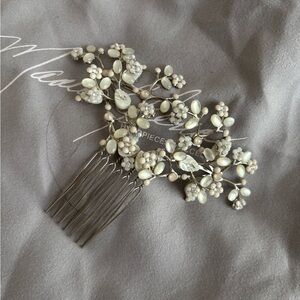 Elegant Pearl and Silver Hair Comb